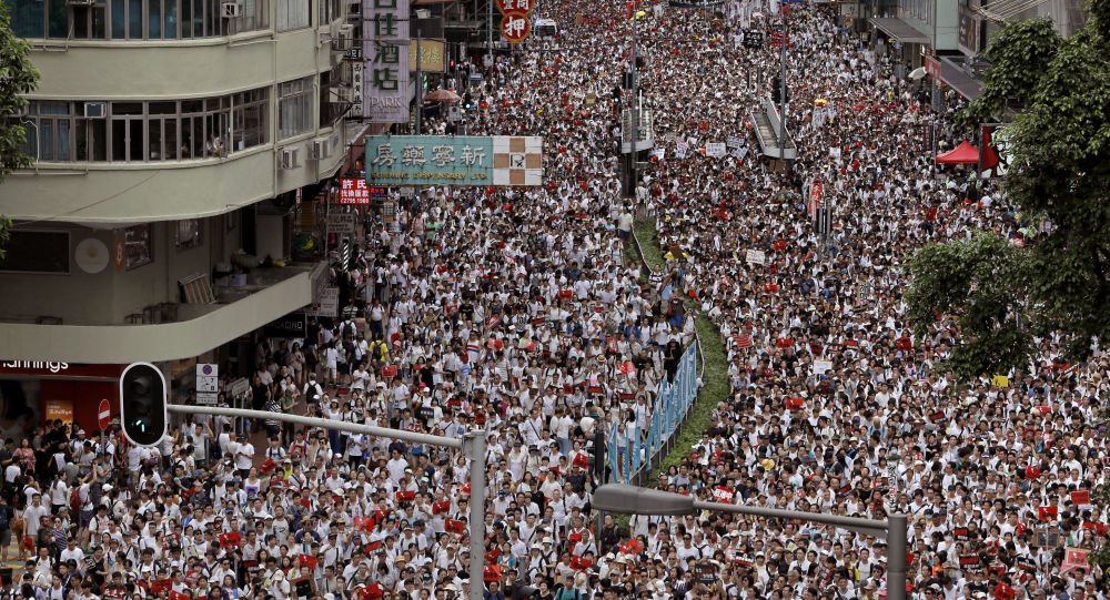 China apoia decisões do governo de Hong Kong, afirma porta-voz