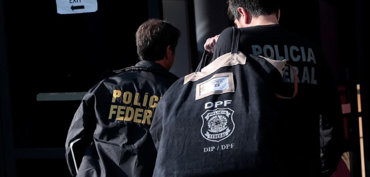 Agentes da Polícia Federal