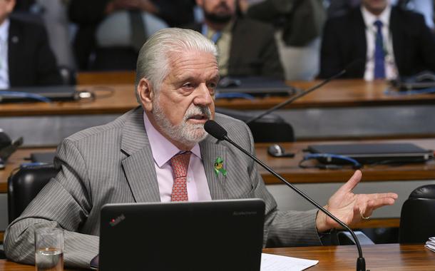 Senador Jaques Wagner questiona Moro na CCJ