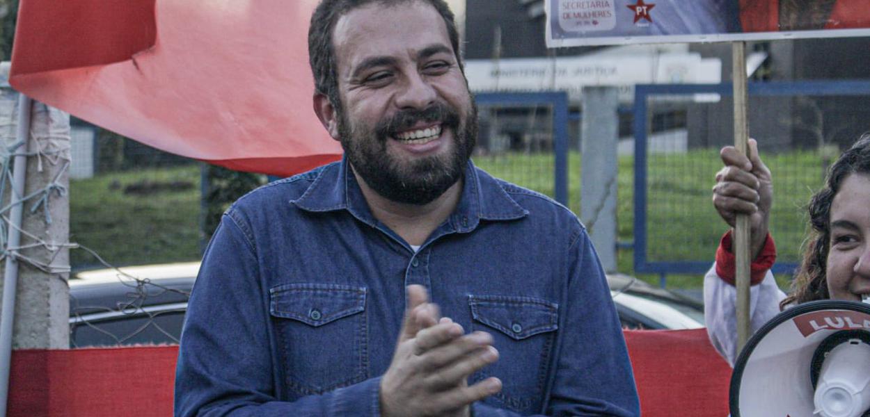 Guilherme Boulos visita Lula