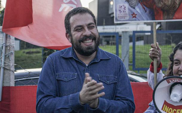 Guilherme Boulos visita Lula