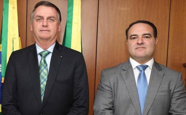 Bolsonaro e o major da PM Jorge Oliveira