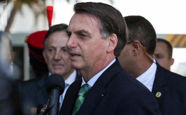 (Brasília - DF, 21/06/2019) Presidente da República, Jair Bolsonaro durante reunia?o com o Fernando Azevedo, Ministro de Estado da Defesa; e Augusto Heleno, Ministro-Chefe do Gabinete de Segurança Institucional da Presidência da República. \rFoto: Marcos Corrêa/PR