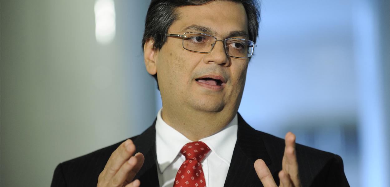 Presidente da Embratur, Flavio Dino, durante entrevista no PalÃ¡cio do Planalto sobre a reduÃ§Ã£o dos preÃ§os dos hotÃ©is no RJ para o Rio+20