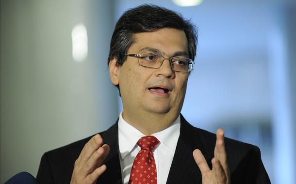 Presidente da Embratur, Flavio Dino, durante entrevista no PalÃ¡cio do Planalto sobre a reduÃ§Ã£o dos preÃ§os dos hotÃ©is no RJ para o Rio+20