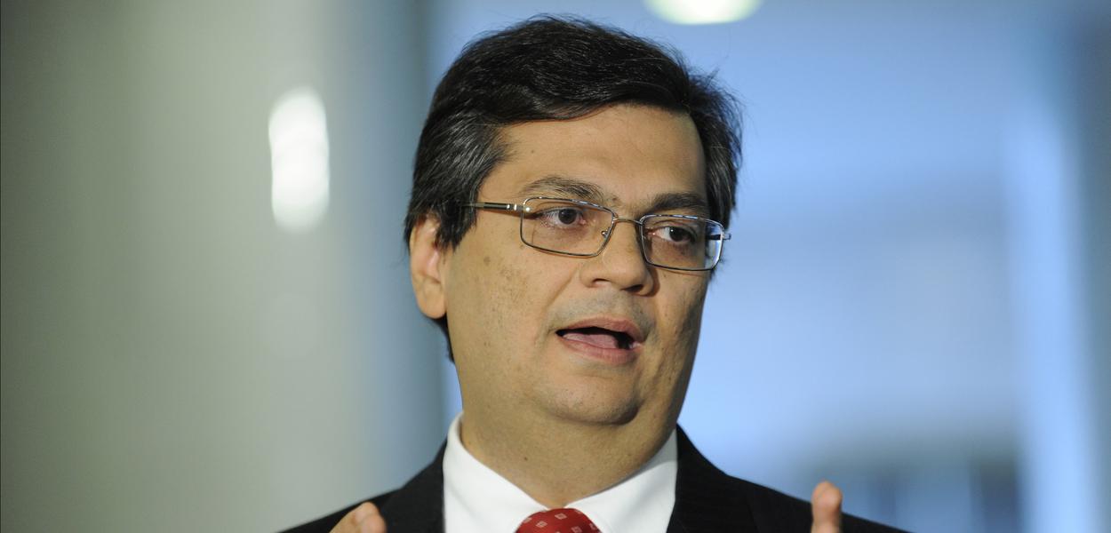 Presidente da Embratur, Flavio Dino, durante entrevista no PalÃ¡cio do Planalto sobre a reduÃ§Ã£o dos preÃ§os dos hotÃ©is no RJ para o Rio+20