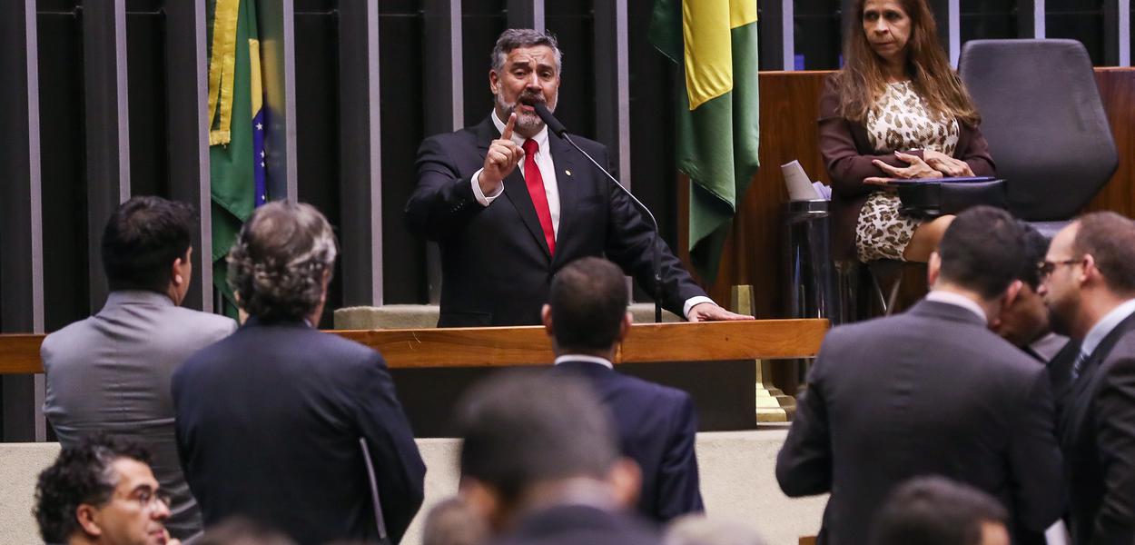 Brasília- DF. 25-06-2019- Deputado Paulo Pimenta durante discurso na tribuna da câmara. Foto Lula Marques