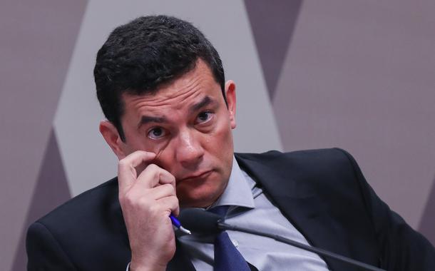 Ministro da Justiça Sergio Moro durante depoimento na CCJ do Senado