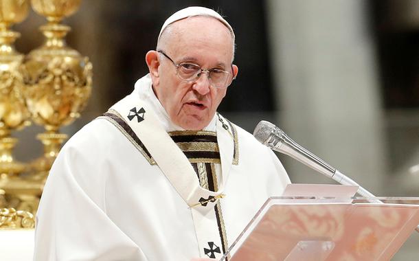 Papa Francisco celebra missa no Vaticano
