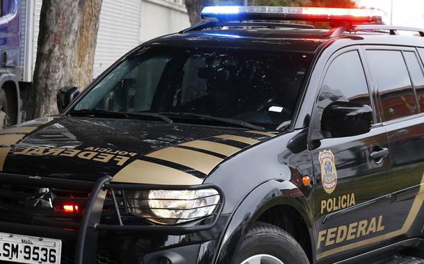 A PolÃ­cia Federal prende o banqueiro Eduardo Plass em nova etapa da OperaÃ§Ã£o Hashtag, desbodramento da Lava Jato no Rio de Janeiro.