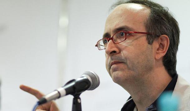 Está em curso uma caçada irracional aos políticos, diz Reinaldo Azevedo