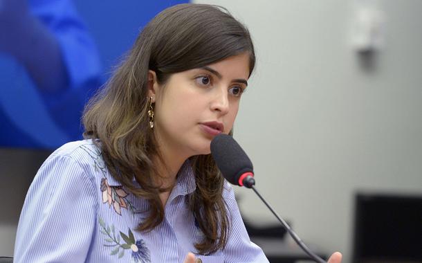 PDT pode expulsar Tabata se ela votar por mudanças na Previdência