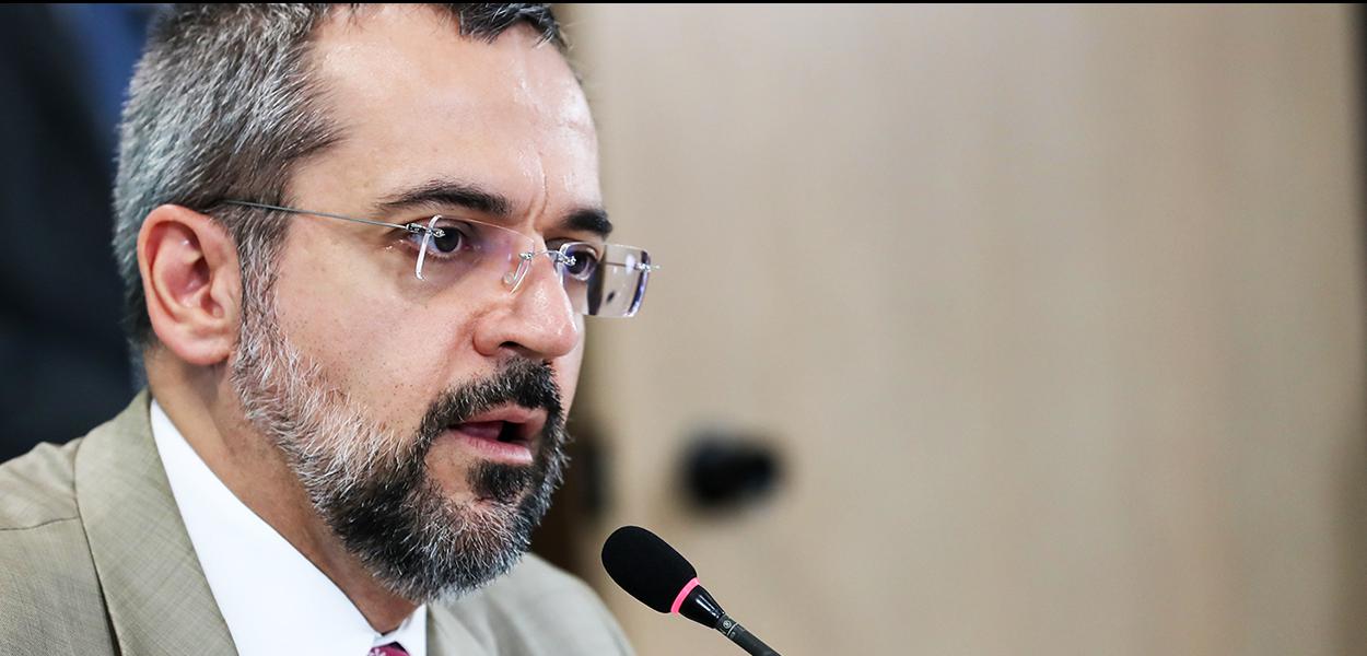 (BrasÃ­lia - DF, 25/04/2019) ReuniÃ£o com Abraham Weintraub, Ministro de Estado da EducaÃ§Ã£o e equipe.Foto: Marcos CorrÃªa/PR