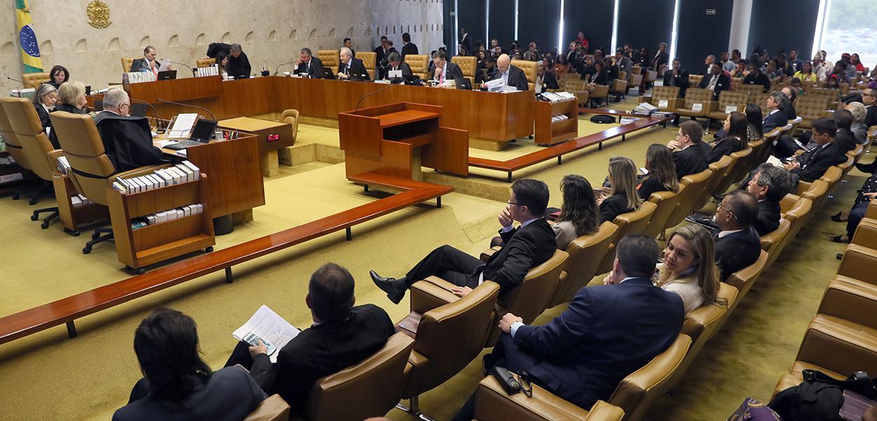 Sessão do STF.