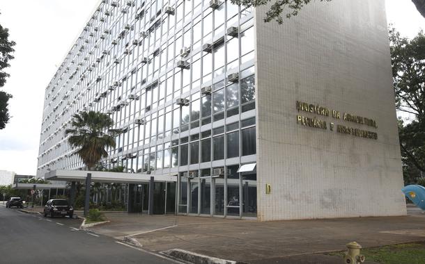 BrasÃ­lia - Foto da Faixada do Ministerio da Agricultura (Valter Campanato/AgÃªncia Brasil)