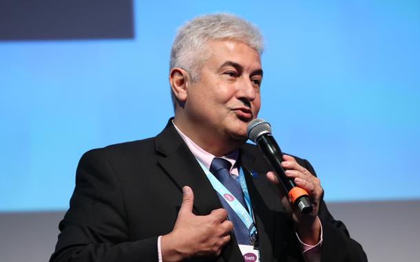 De acordo com o ministro de Ciência e Tecnologia, um medicamento contra o coronavírus está sendo testado em 500 pacientes com coronavírus