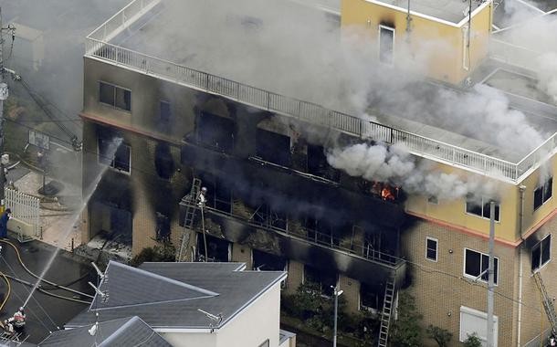 Fogo tomou conta de parte do prédio da Kyoto Animation