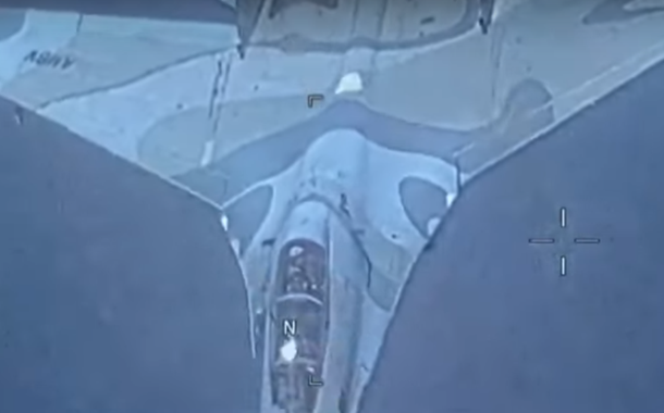 Avião norte-americano é interceptado por caça Su-30 venezuelano.