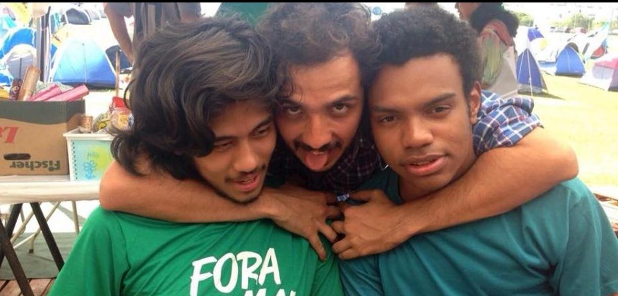 Renan Santos (centro), com Kim Kataguiri e Fernando Holiday, do MBL