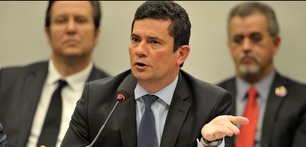 O ministro da JustiÃ§a e SeguranÃ§a PÃºblica, Sergio Moro, durante audiÃªncia pÃºblica na ComissÃ£o de ConstituiÃ§Ã£o e JustiÃ§a (CCJ) da CÃ¢mara dos Deputados.