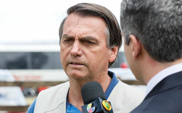 Brasília - Jair Bolsonaro durante entrevista para a TV Bandeirantes.