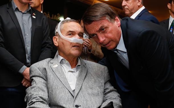 Jair Bolsonaro e General Villas