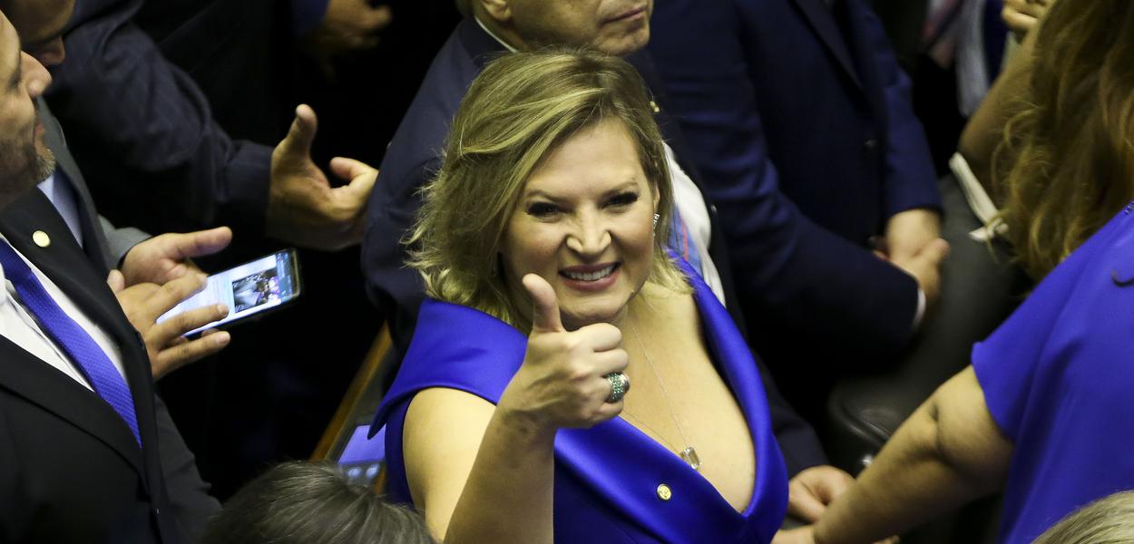 Deputada Joice Hasselmann durante sessão de posse dos Deputados Federais para a 56ª Legislatura