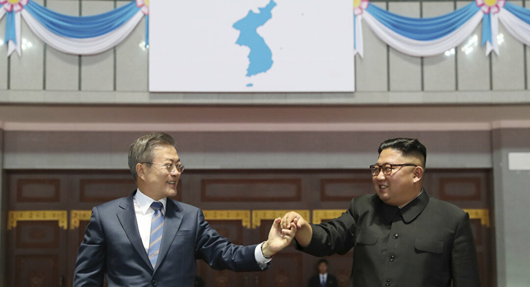 Os presidentes Moon Jae-in (Sul) e Kim Jong-un (Norte)