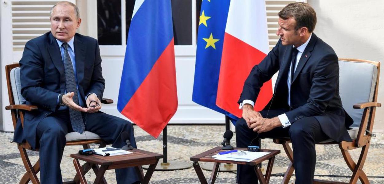 Vladimir Putin e Emmanuel Macron