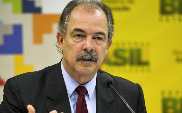 Brasília - Ex-senador e ministro da Educação, Aloízio Mercadante, do Partido dos Trabalhadores.