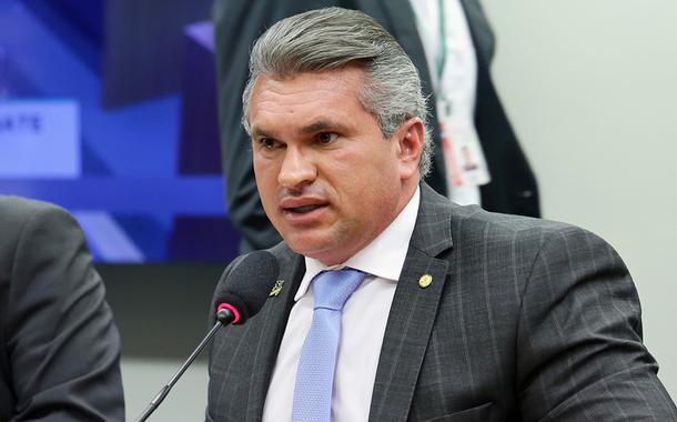 Deputado Julian Lemos