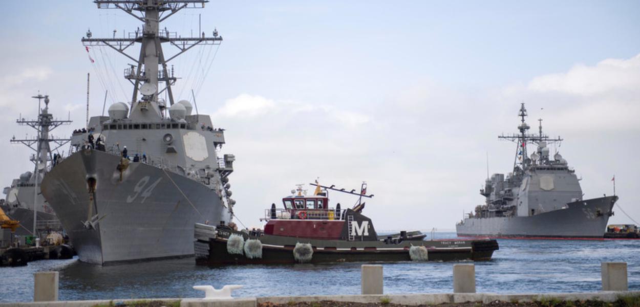 Navio USS Nitze dos Estados Unidos