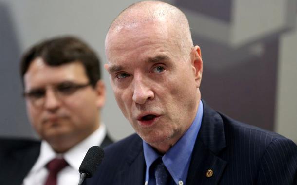 BrasÃ­lia - O empresÃ¡rio Eike Batista fala na ComissÃ£o Parlamentar de InquÃ©rito (CPI) do Senado que apura irregularidades no BNDES (Wilson Dias/AgÃªncia Brasil)