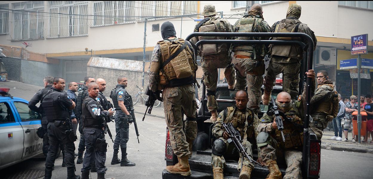 Operação policial na favela
