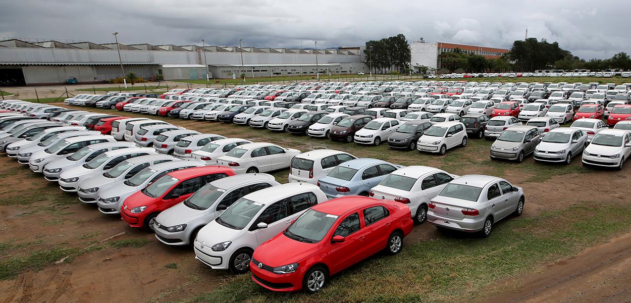 Carro foi um dos tipos de veículos que tiveram queda nas vendas em 2020