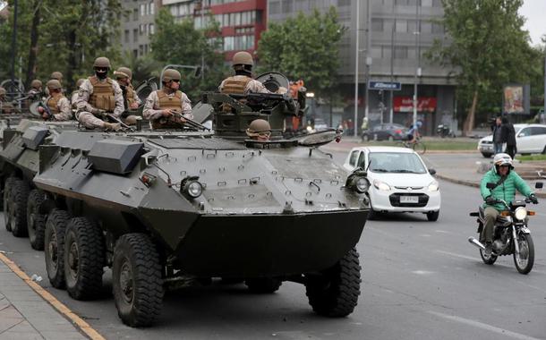 tropas exército chileno ruas santiago