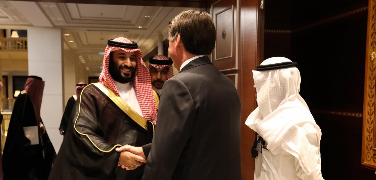 Bolsonaro encontra príncipe saudita Mohammed bin Salman