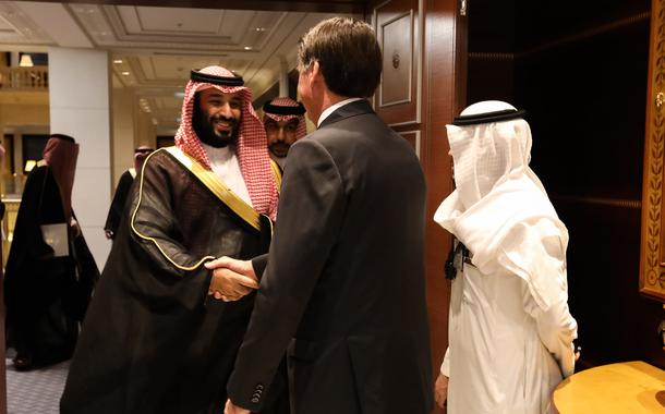 Bolsonaro encontra príncipe saudita Mohammed bin Salman