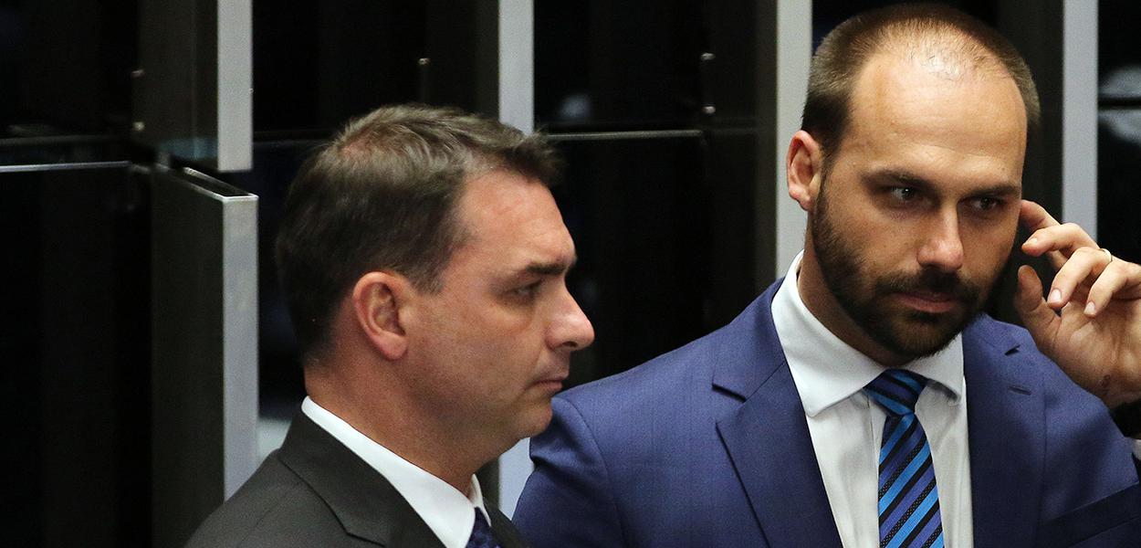 Flávio Bolsonaro e Eduardo Bolsonaro