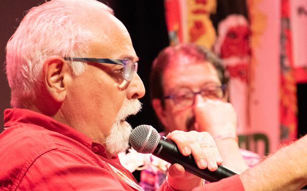 Jornalista Orlando Guilhon, diretor do FNDC