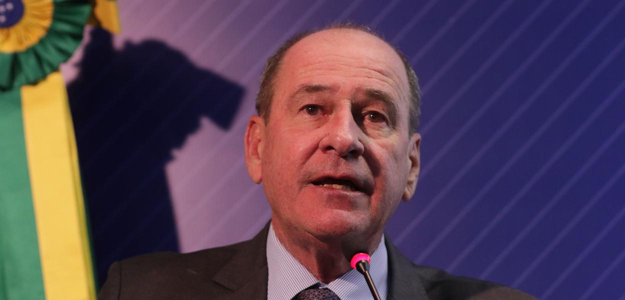 Ministro da Defesa Fernando Azevedo