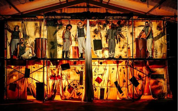 Grupo Teatro da Pedra comemora 15 anos do projeto Arte por toda parte