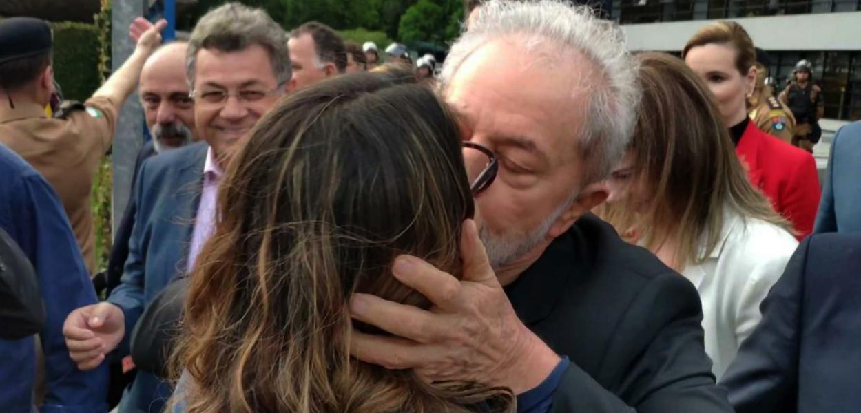 Ex-presidente Luiz Inácio Lula da Silva e a socióloga Rosângela Silva, a Janja