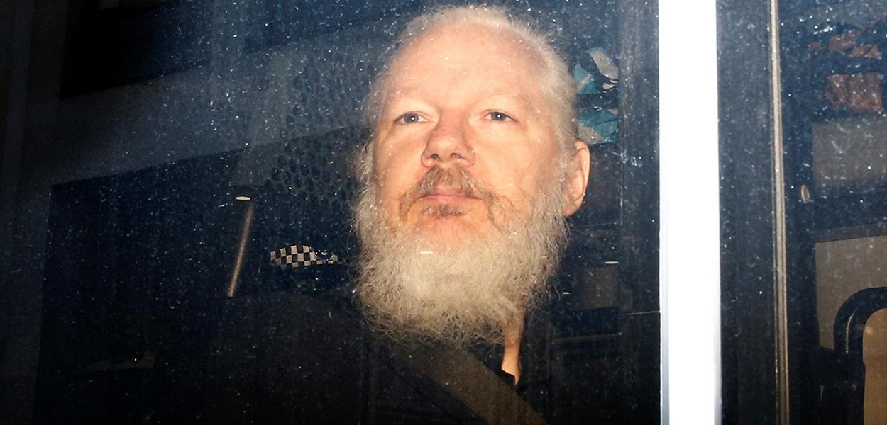 Fundador do WikiLeaks Julian Assange