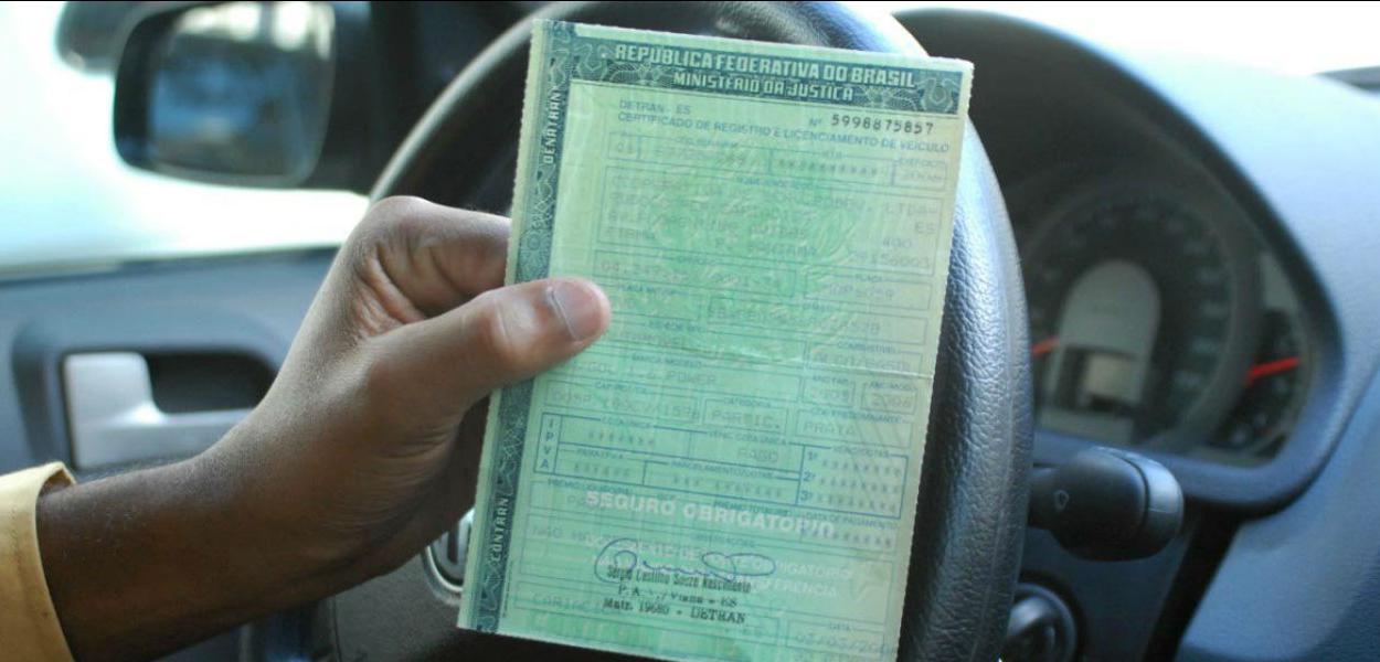 O governo prorrogou até dia 15 de fevereiro o prazo para concessão de 10% de desconto no valor do Imposto sobre Propriedade de Veículos Automotores (IPVA) 2017; alteração se deu por dificuldades enfrentadas pelo Departamento Nacional de Trânsito com relação ao seguro DPVAT, que atrasaram a emissão do DUA pelo Departamento Estadual de Trânsito (Detran/SE) para que fossem enviados para as residências