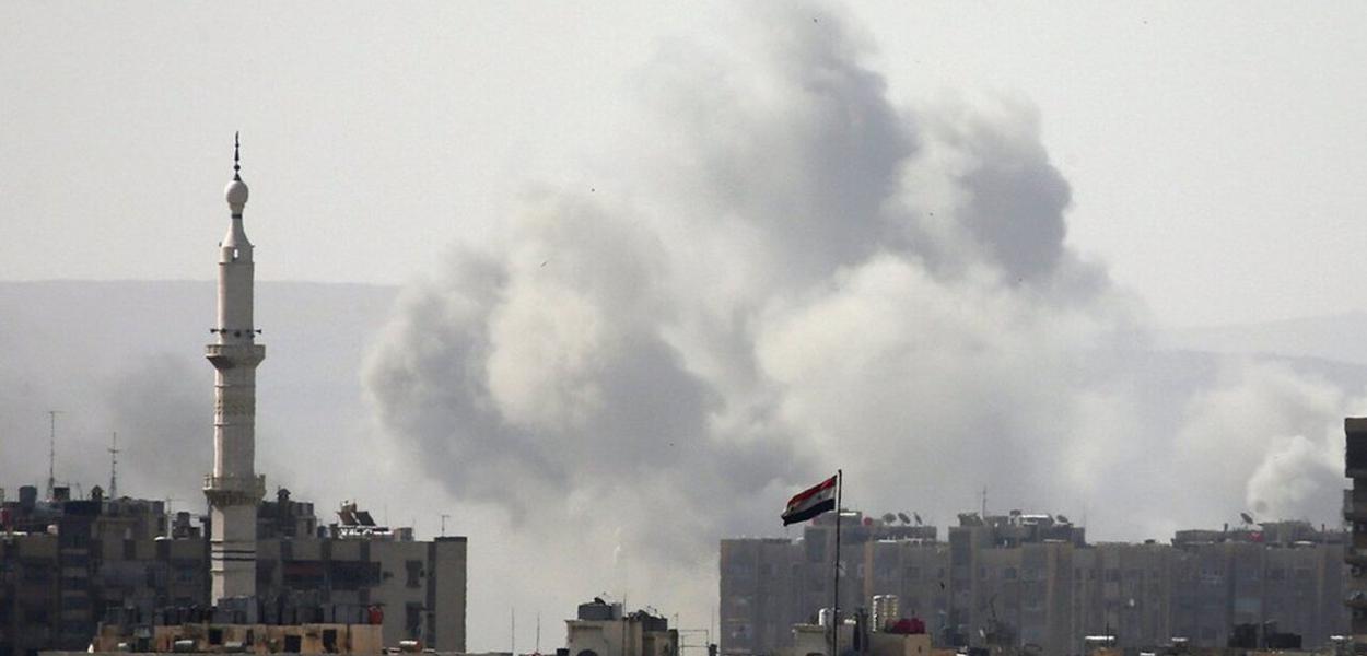 Ataque de Israel à Síria (Foto: REUTERS/Ali Hashisho) Ataque de Israel à Síria
