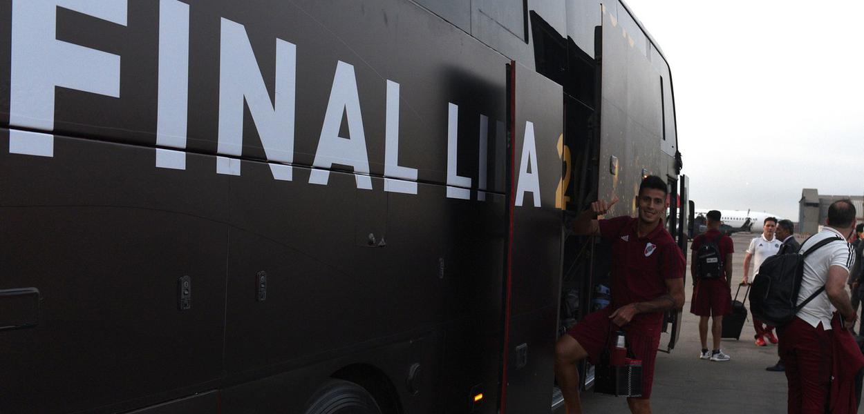 River Plate em Lima para final contra o Flamengo