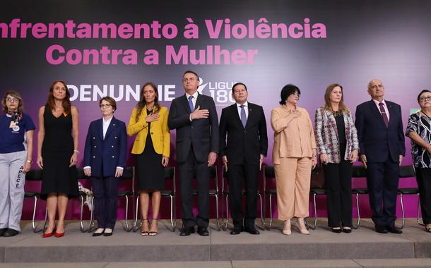 (Brasília - DF, 25/11/2019) Solenidade do dia do enfrentamento à violência contra a mulher.  \rFoto: Marcos Corrêa/PR