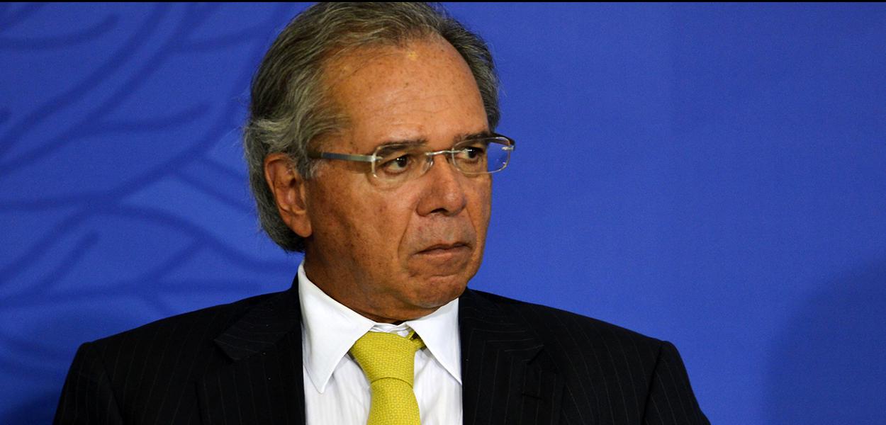 O ministro da Economia, Paulo Guedes, durante cerimÃ´nia de sanÃ§Ã£o da Lei Complementar 420, que cria a Empresa Simples de CrÃ©dito (ESC), no PalÃ¡cio do Planalto.