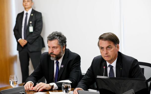 Ernesto Araújo e Jair Bolsonaro